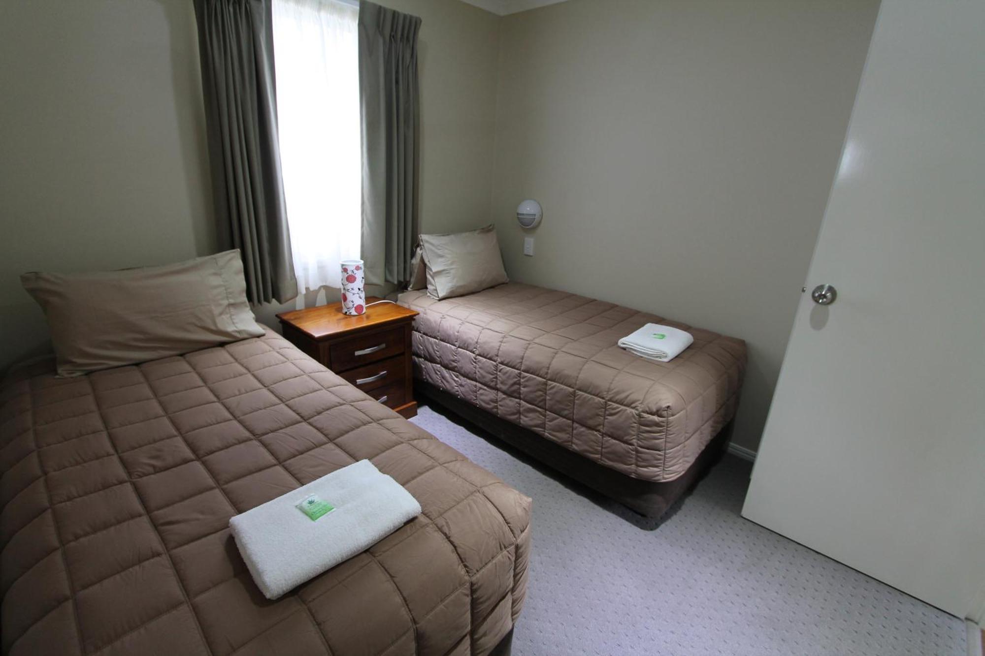 Nrma Atherton Tablelands Holiday Park Room photo